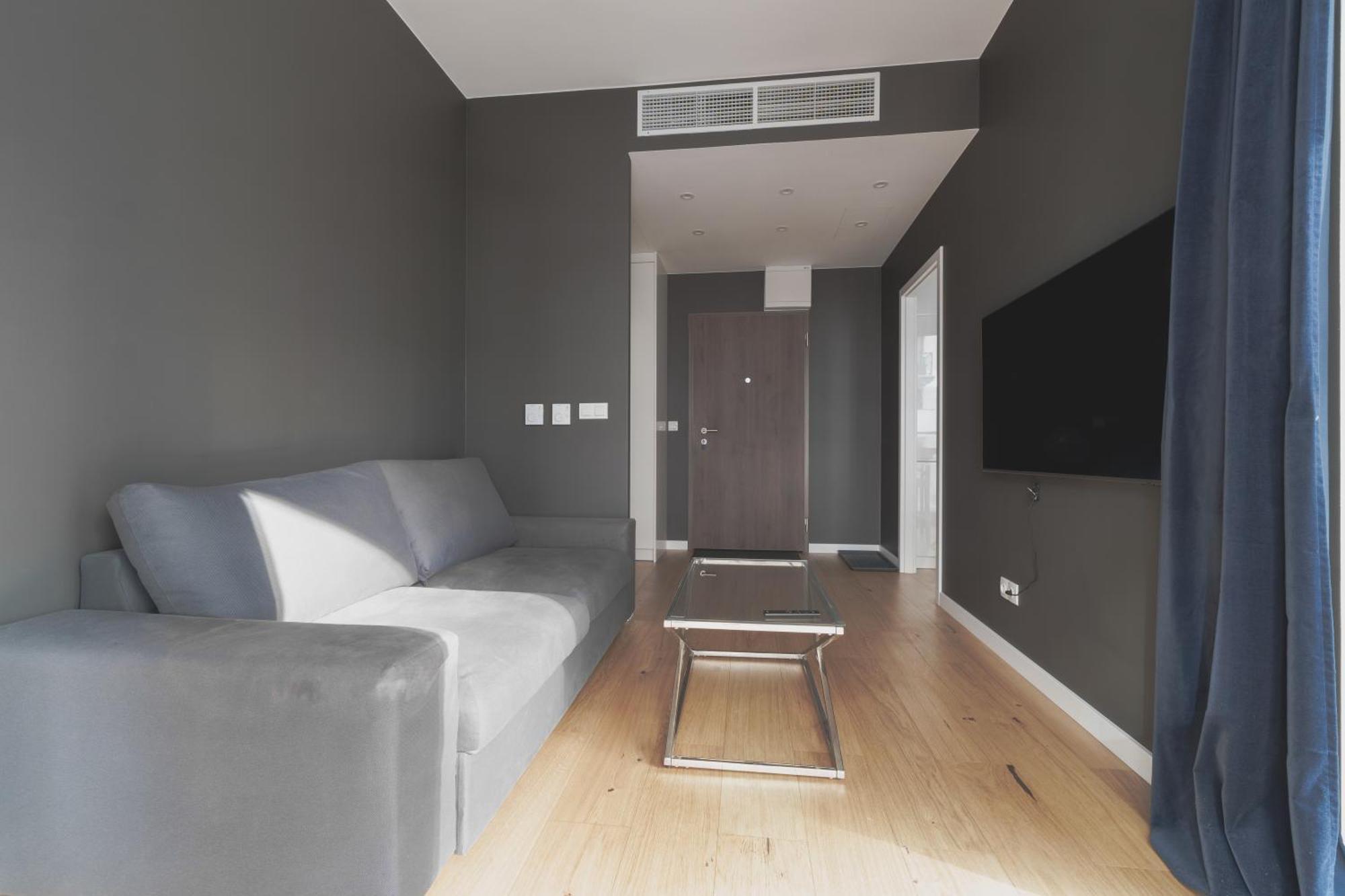 Wola Tower - 2-room And Free Parking Warszawa